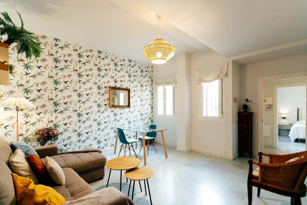 Chic By The Cathedral Apartamento Sevilha Exterior foto