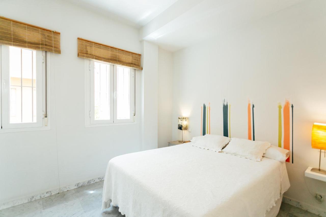 Chic By The Cathedral Apartamento Sevilha Exterior foto