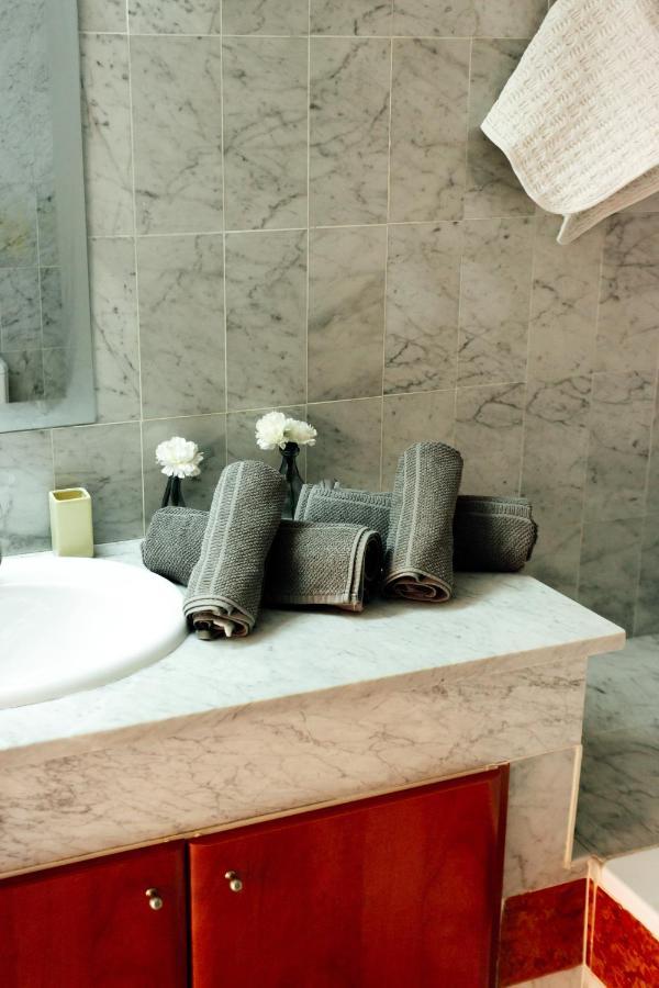 Chic By The Cathedral Apartamento Sevilha Exterior foto