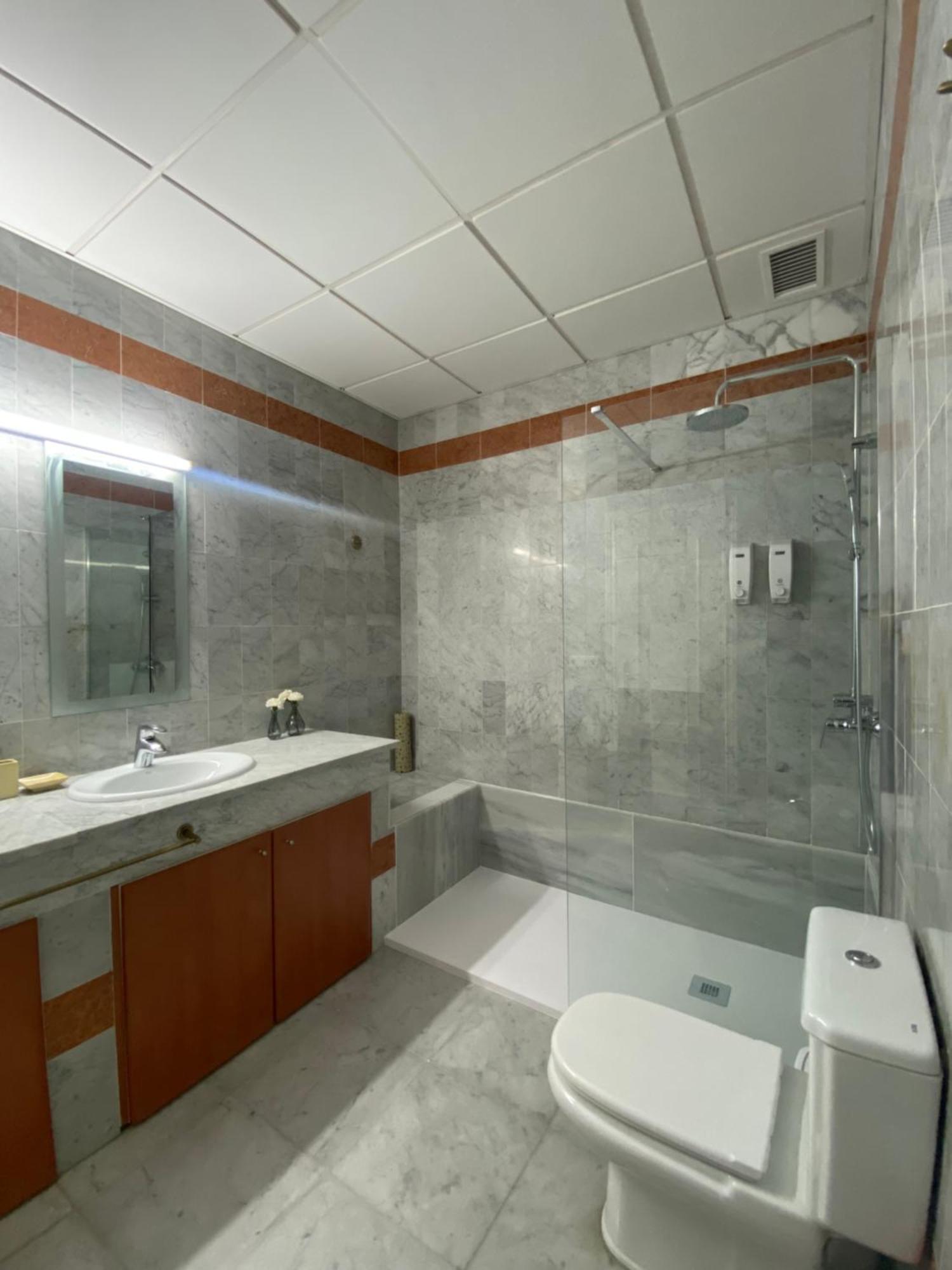 Chic By The Cathedral Apartamento Sevilha Exterior foto
